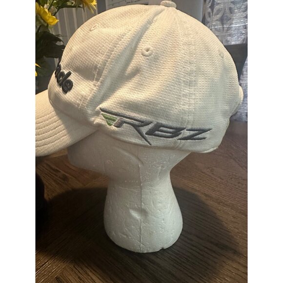 TaylorMade R11S REZ Adjustable Golf Cap off white black - Picture 6 of 6